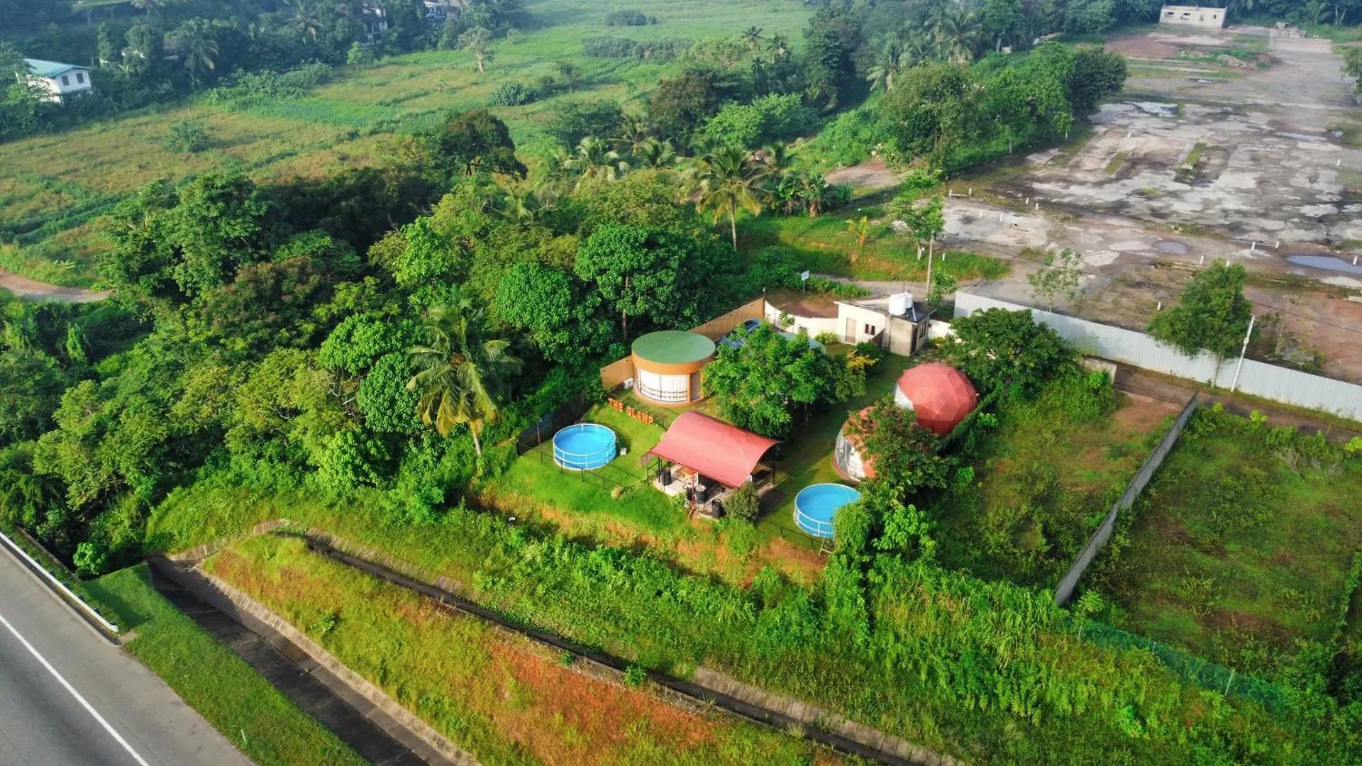 The Glamp Hotel Kiribathgoda Sri Lanka